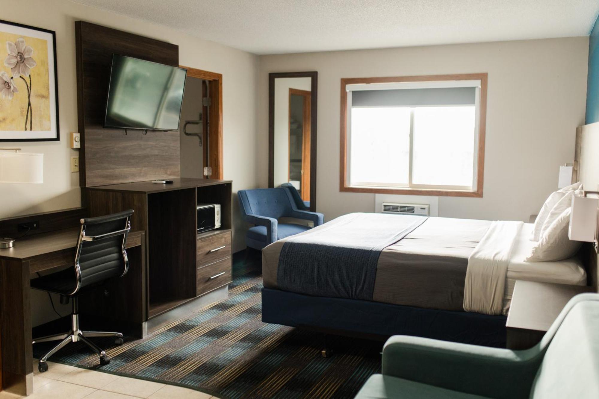 Travelodge By Wyndham Escanaba Exterior photo